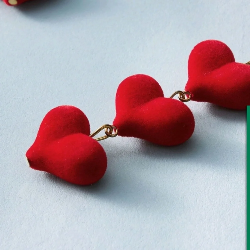 ✨3 FOR $28✨🆕💗Three Layered Heart Drop Earrings 💗 - Picture 2 of 2